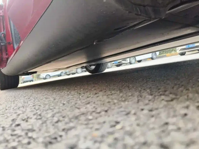 Tesla Model Y — Фото автомобиля 8