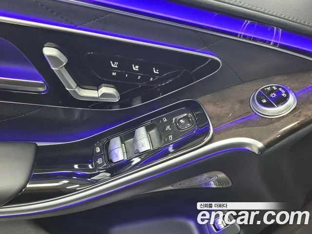 Mercedes-Benz S-Class — Фото автомобиля 12