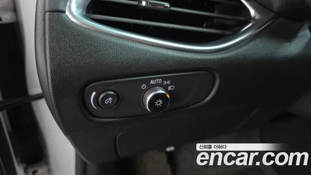 Chevrolet Malibu — Фото автомобиля 23