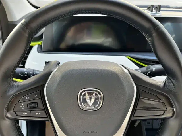 Changan Benben E-Star — Фото автомобиля 5