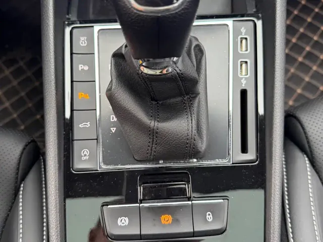 Skoda Superb — Фото автомобиля 16