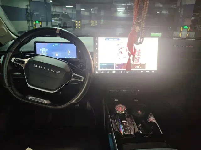Wuling Starlight — Фото автомобиля 5