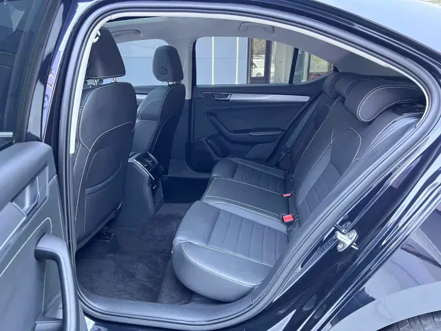 Skoda Superb — Фото автомобиля 13