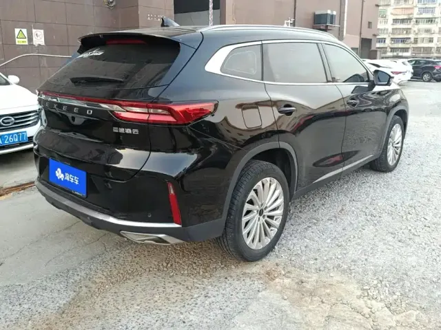 Exeed Exeed Lingyun 2021 290T 2WD Star Glory Edition — Фото автомобиля 3