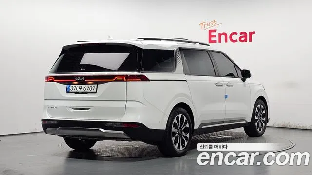 Kia Canival Carnival 4 поколение Бензин 9 мест Signature — Фото автомобиля 2