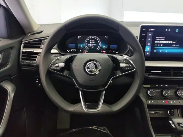 Skoda Kodiaq — Фото автомобиля 15