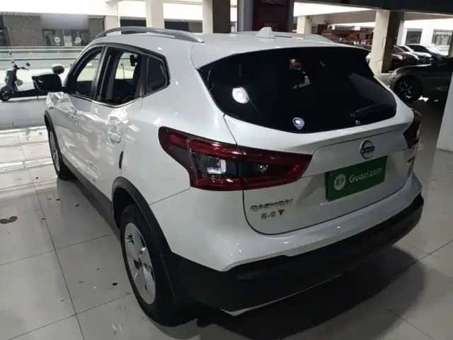 Nissan Qashqai — Фото автомобиля 12