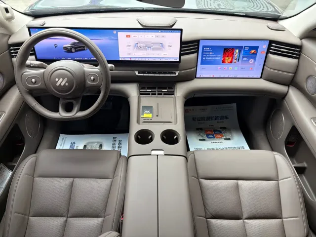 IM Motors LS6 — Фото автомобиля 13