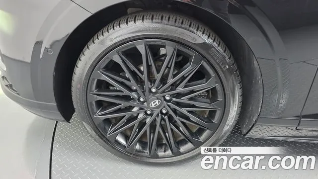 Hyundai Grandeur GN7 — Фото автомобиля 5