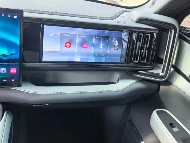 BYD FangChengBao Leopard 5 — Фото автомобиля 14