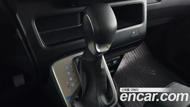 Hyundai Staria — Фото автомобиля 9
