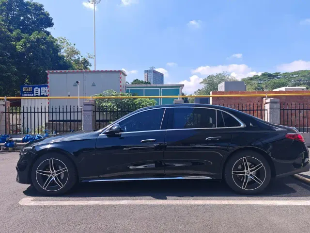 Mercedes-Benz E-Class — Фото автомобиля 15
