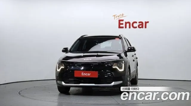 Kia Niro — Фото автомобиля 3