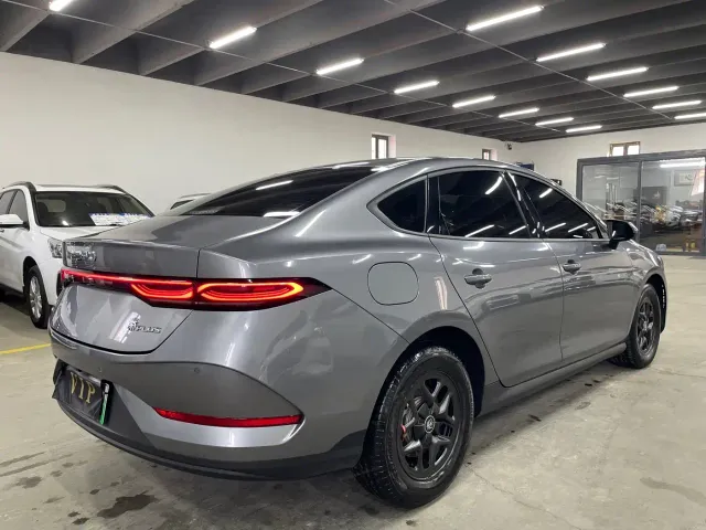 BYD Qin PLUS — Фото автомобиля 4