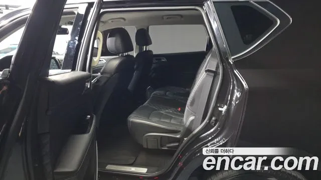 KG_Mobility_Ssangyong Rexton All Rexton Дизель 2.2 4WD — Фото автомобиля 10