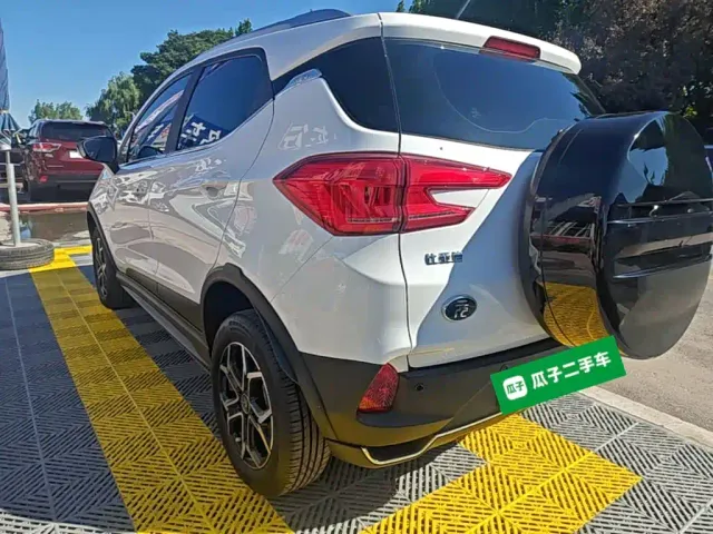 BYD Yuan Pro — Фото автомобиля 4