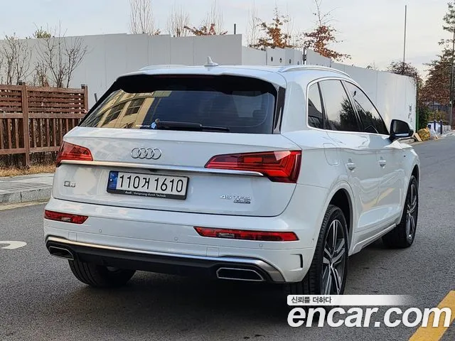 Audi Q5 45 TFSI quattro Premium — Фото автомобиля 5