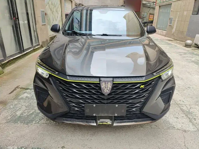 Roewe RX5 — Фото автомобиля 2
