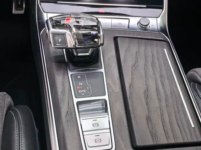 Audi A6L — Фото автомобиля 22