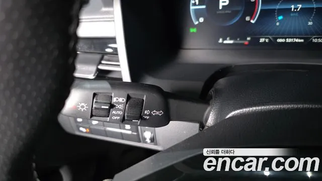 KG_Mobility_Ssangyong Rexton Новый Rexton Sport Дизель 2.2 4WD — Фото автомобиля 30