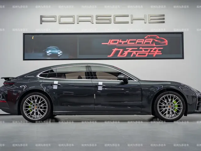 Porsche Panamera — Фото автомобиля 4