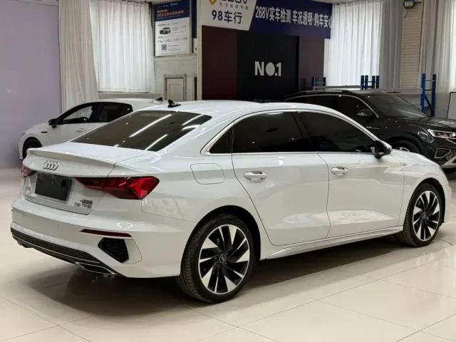 Audi A3 — Фото автомобиля 4