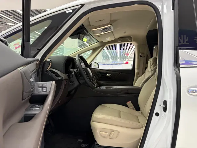 Toyota Alphard — Фото автомобиля 6