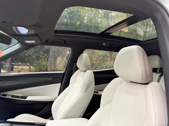 Geely Boyue L — Фото автомобиля 9