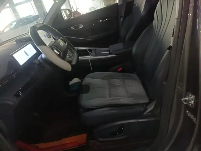 Geely Galaxy E5 — Фото автомобиля 14