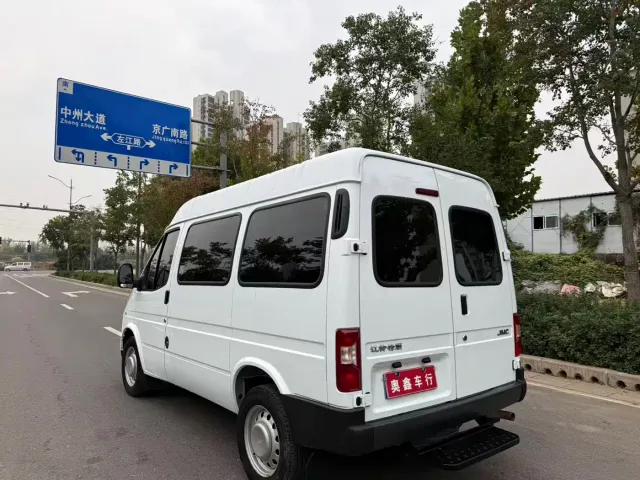 JMC Tesun — Фото автомобиля 12