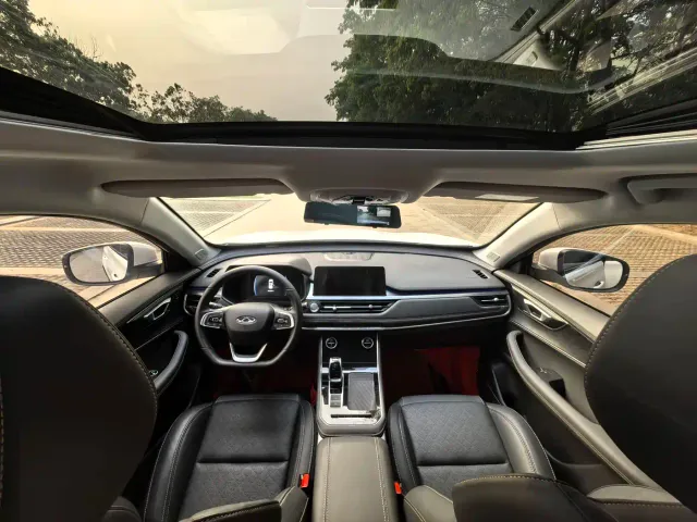 Chery Tiggo 8 — Фото автомобиля 11