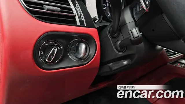 Porsche Macan — Фото автомобиля 26
