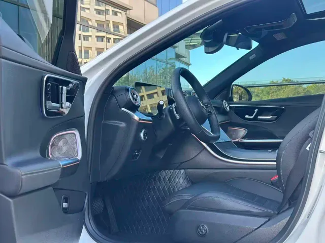 Mercedes-Benz C-Class — Фото автомобиля 9