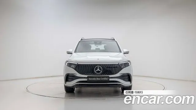Mercedes-Benz EQB X243 — Фото автомобиля 3