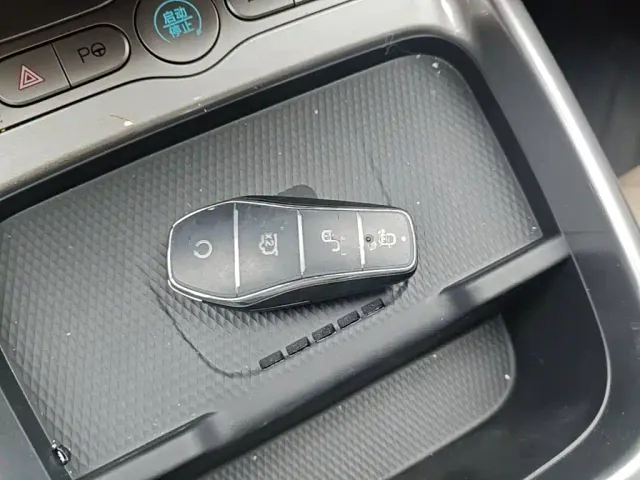 BYD Dolphin — Фото автомобиля 8