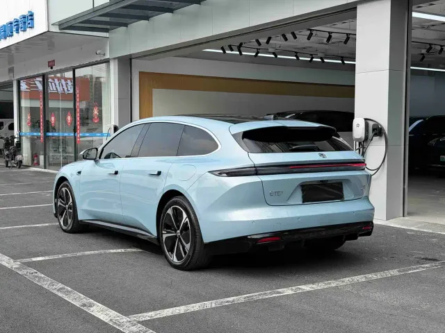 Nio ET5 Touring — Фото автомобиля 8