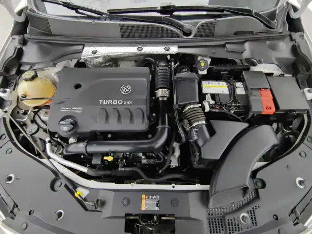 Buick Verano — Фото автомобиля 6