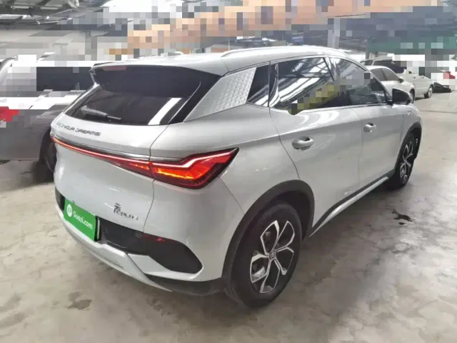 BYD Yuan PLUS — Фото автомобиля 6