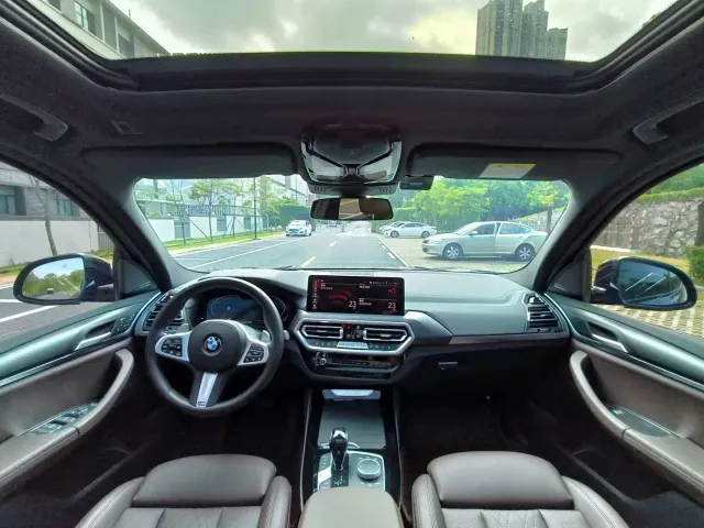 BMW X3 — Фото автомобиля 10