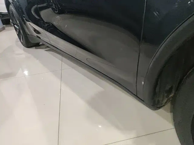 Tesla Model Y — Фото автомобиля 20