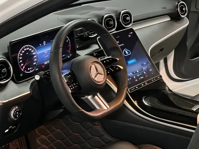 Mercedes-Benz C-Class — Фото автомобиля 7
