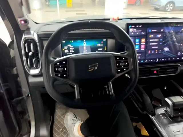 Jetour T2 — Фото автомобиля 10