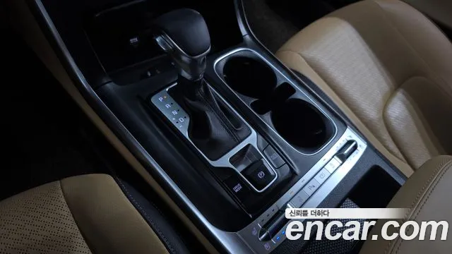 Kia Canival Carnival 4 поколение Дизель 9 мест Prestige — Фото автомобиля 9