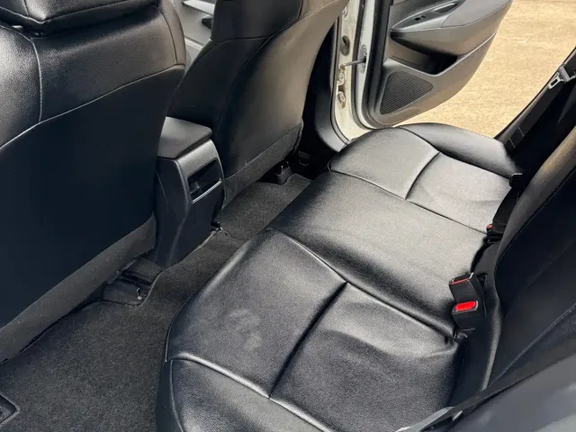 Toyota Corolla — Фото автомобиля 12