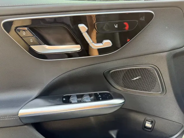 Mercedes-Benz C-Class — Фото автомобиля 9