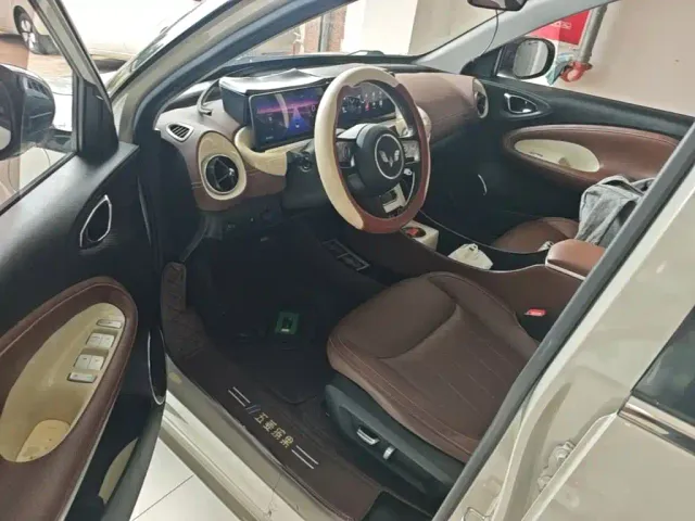 Wuling Bingo — Фото автомобиля 15