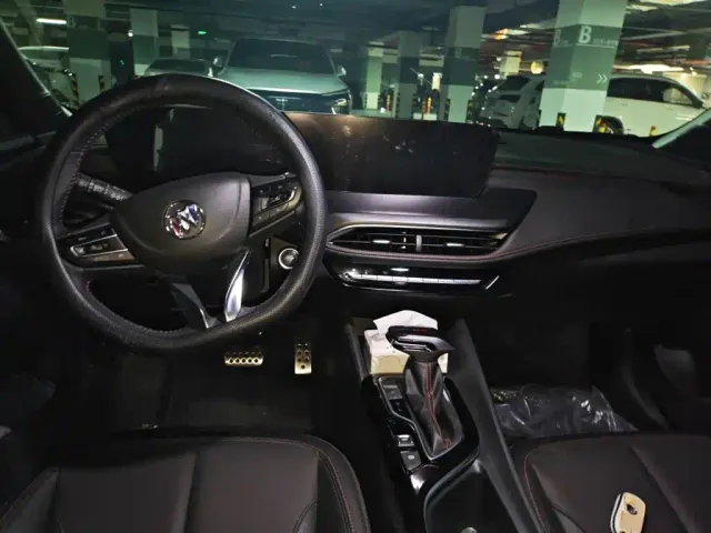 Buick Verano — Фото автомобиля 10