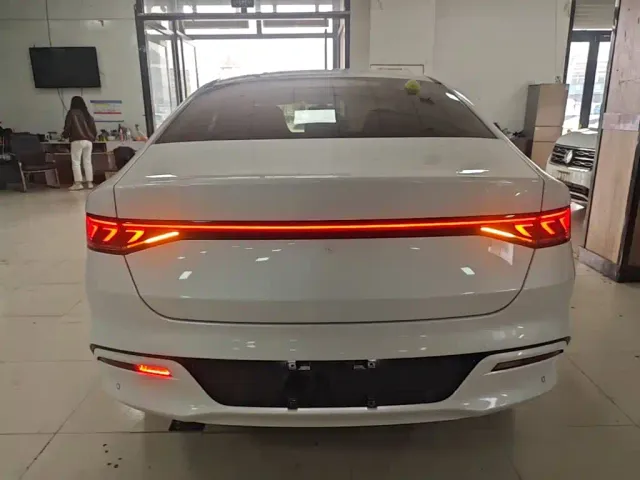 BYD Qin PLUS — Фото автомобиля 5