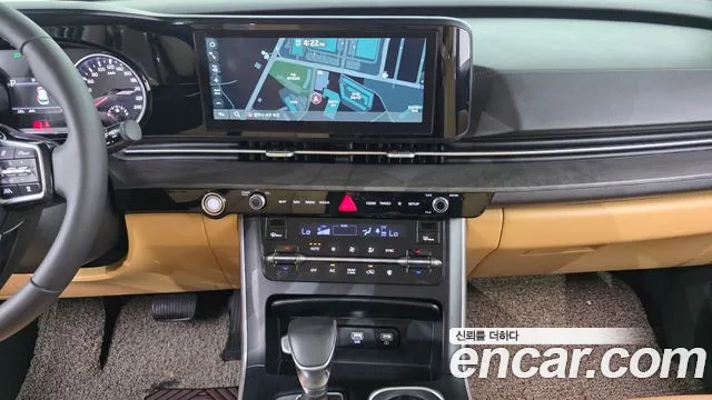 Kia Carnival Generation 4 — Фото автомобиля 22