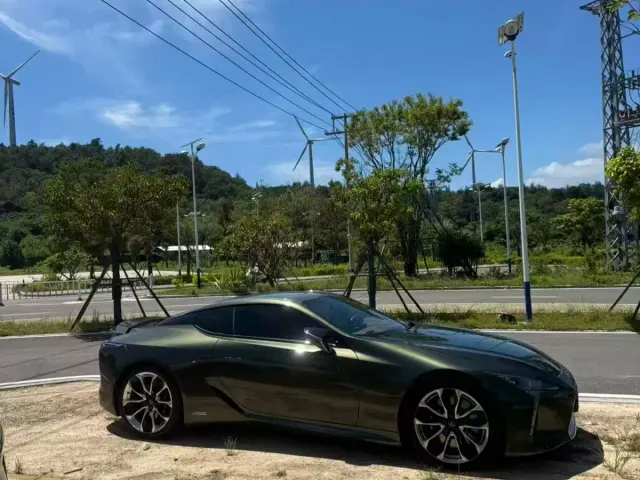 Lexus LC — Фото автомобиля 3